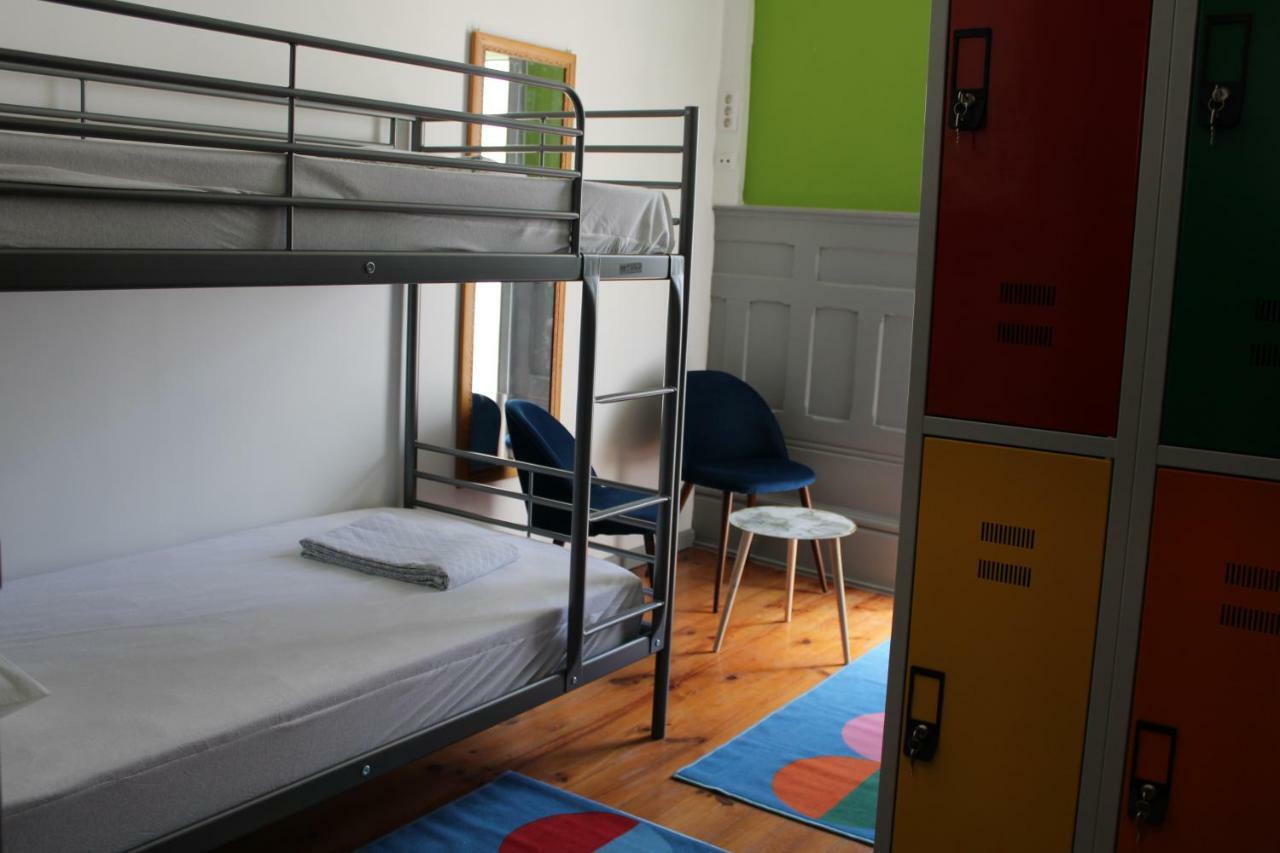 By Doors Albergue *